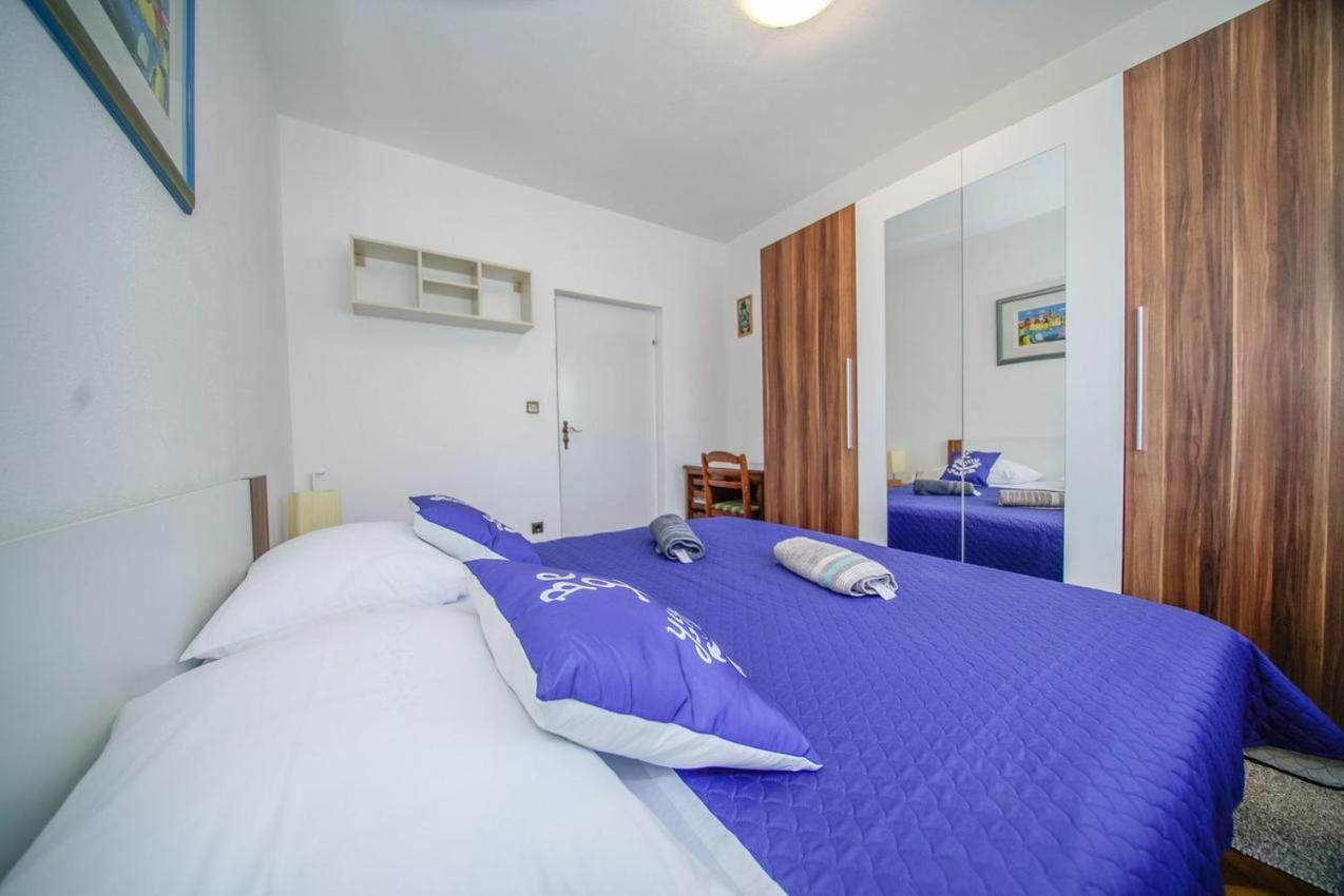 Apartman Mate Splitska Exterior photo